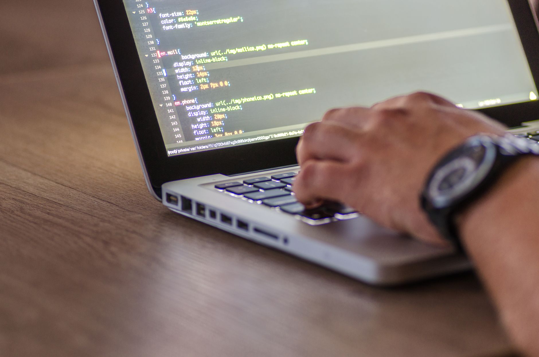 Kultura DevOps w praktyce: jak połączyć narzędzia, procesy i ludzi bez chaosu organizacyjnego